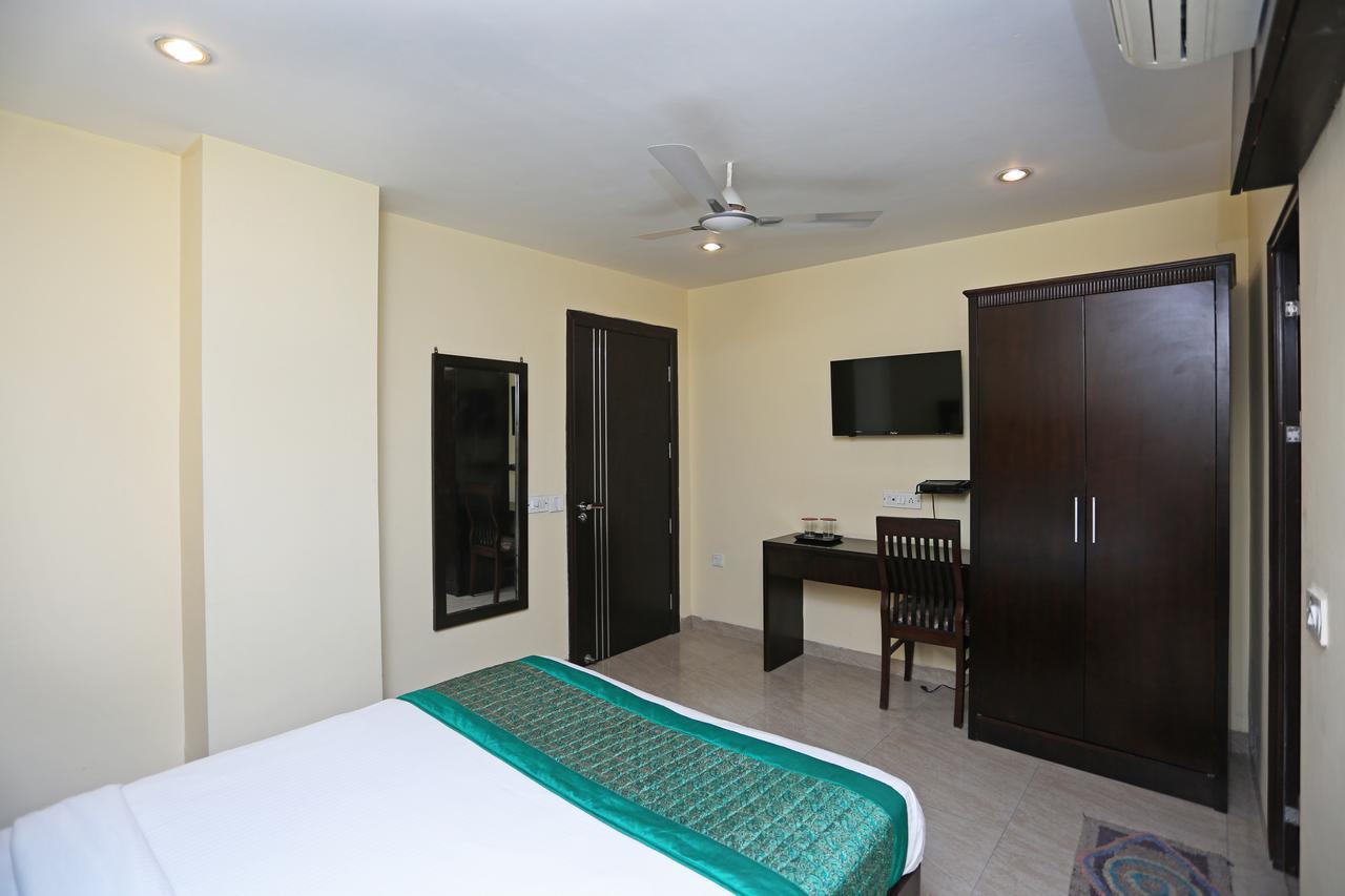 Oyo 714 Hotel De Plaza New Delhi Exterior photo