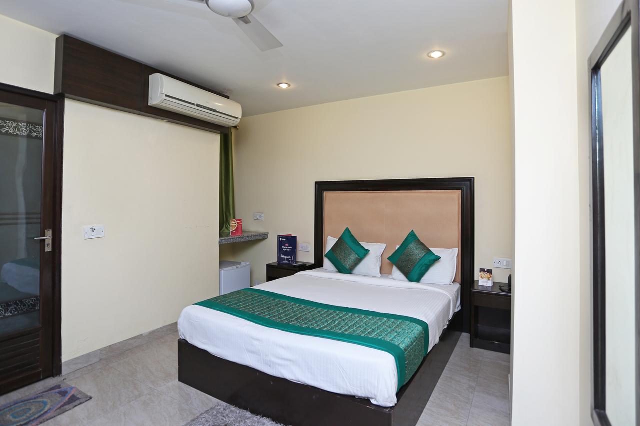 Oyo 714 Hotel De Plaza New Delhi Exterior photo