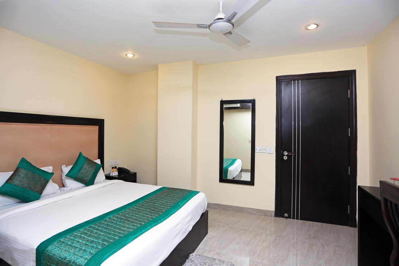 Oyo 714 Hotel De Plaza New Delhi Exterior photo