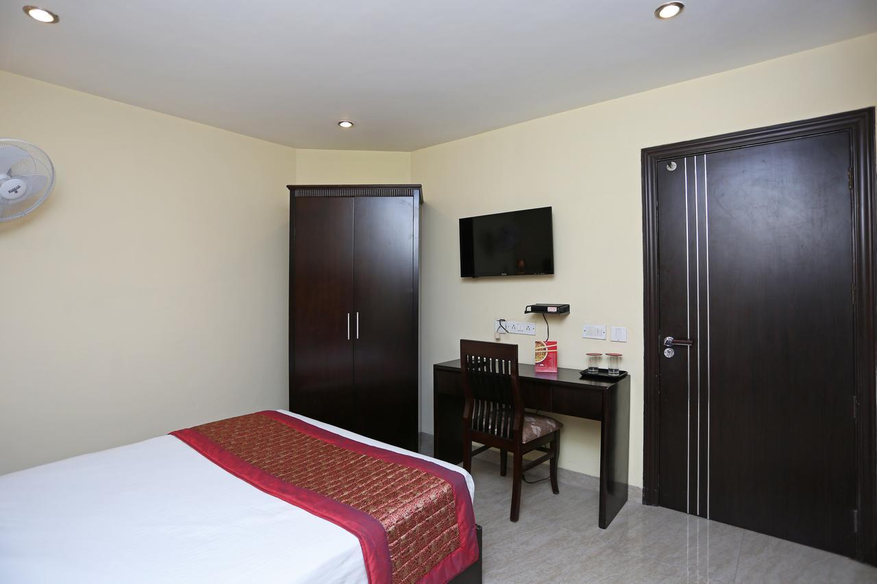 Oyo 714 Hotel De Plaza New Delhi Exterior photo